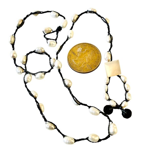 Hand Crafted Crochet Necklace with Shell Beads Vintage Button Lariat - Picture 10 of 11